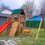 Sallanan Merdivenli Oyun Grubu